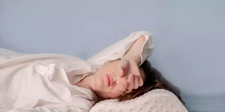How to Improve Sleep Naturally-10 Healthy Habits